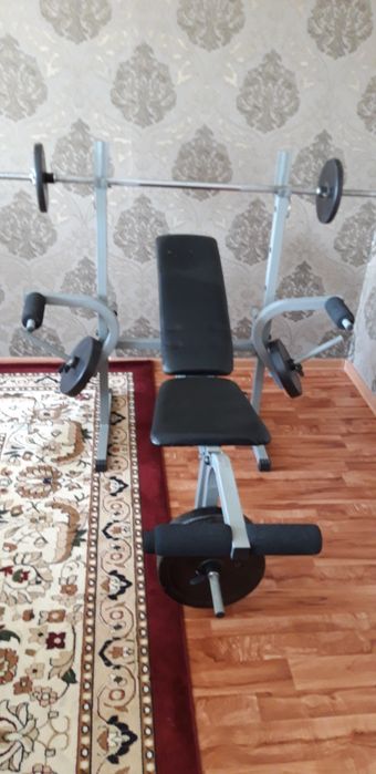 Скамья для жима, в комлекте грив,блины. 100.000₸