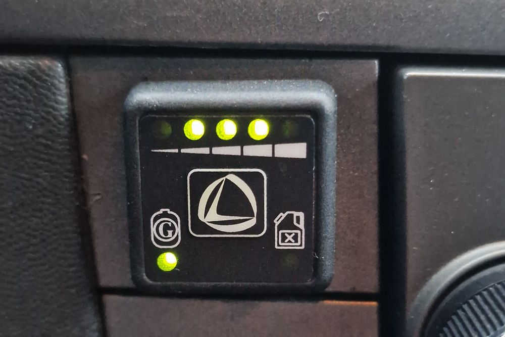 Opel Signum 1.8 Benzină + GPL • 2003 • Climatronic • 2 seturi roți