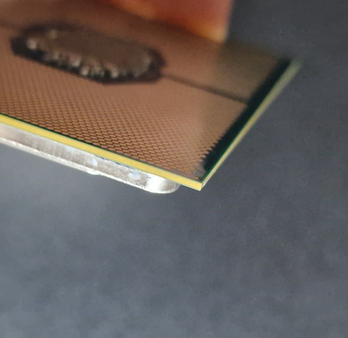 18 ядрен Intel XEON GOLD 6150 18C 36T