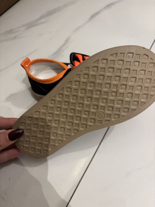 Новые кросовки  (кеды) для мальчика