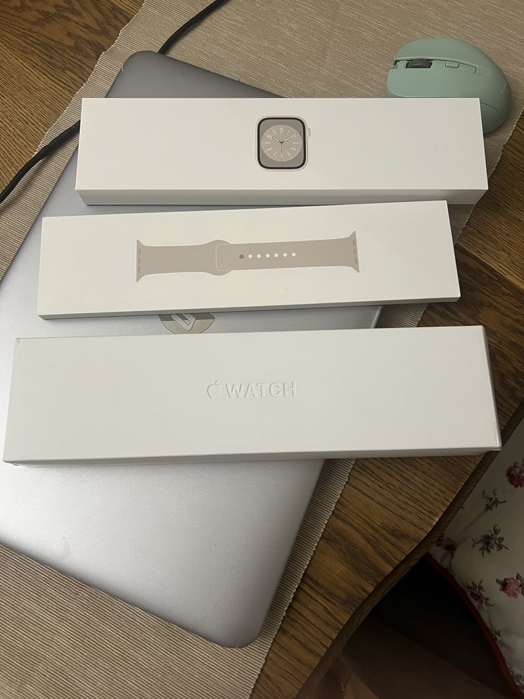 Apple watch 8 45 mm.