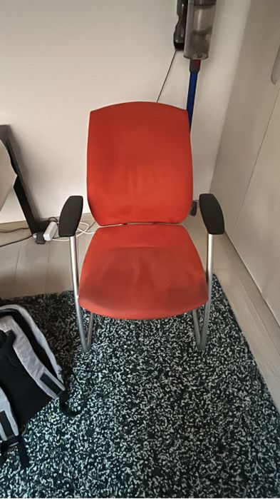 Scaun de birou material si metal portocaliu