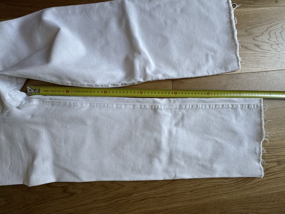 Vand blugi Zara, marime 11-12