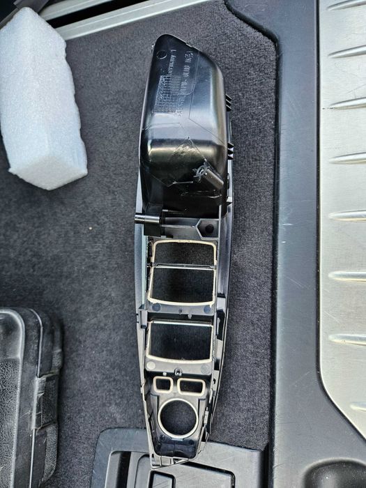 Grile capota BMW F10 Nari, manere usi fata Seria 5 capace tweetere usi