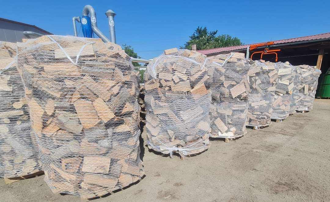 OFERTA CONTINUA LEMNE DE FOC USCATE gata tăiate crăpate 1.5 metri ster