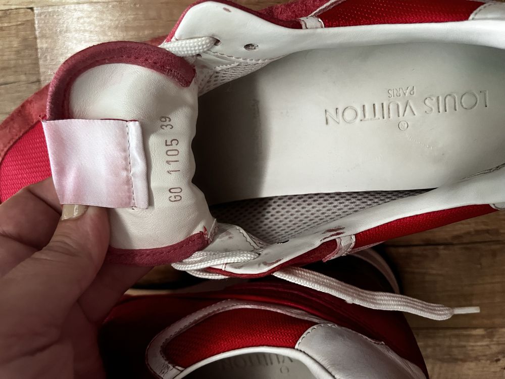 Louis Vuitton Run Away дамски маратонки