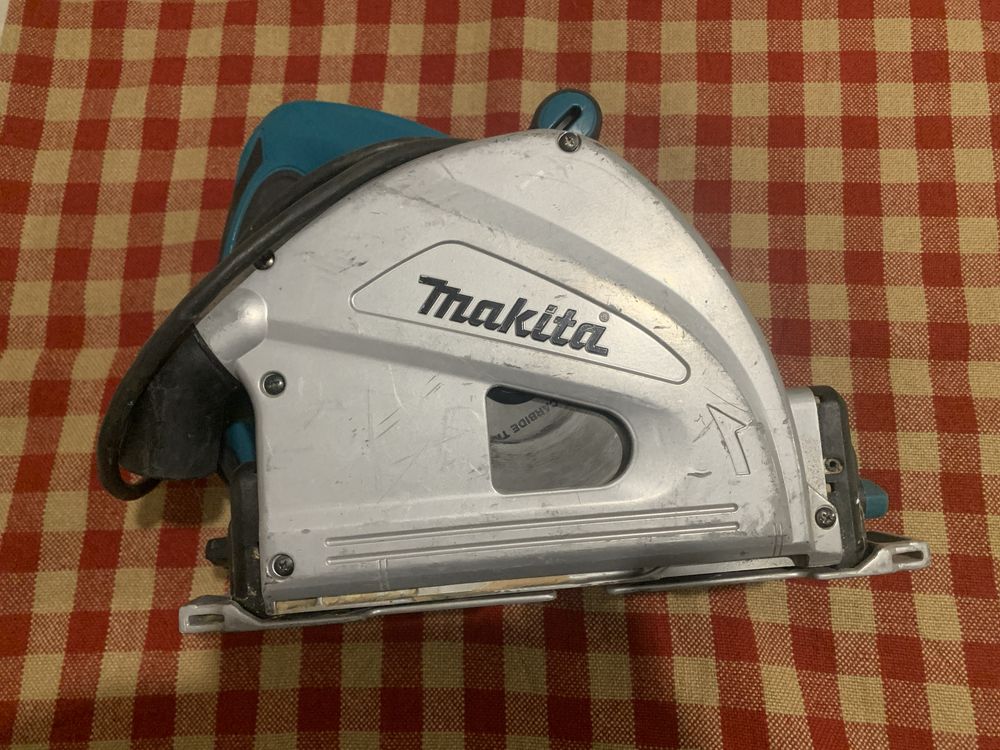 Makita SP6000/потъващ циркуляр