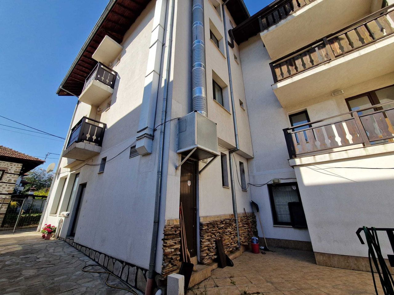 Продава се Хотел в Банско - 550 кв.м за 910 €/кв.м - Снимка #16