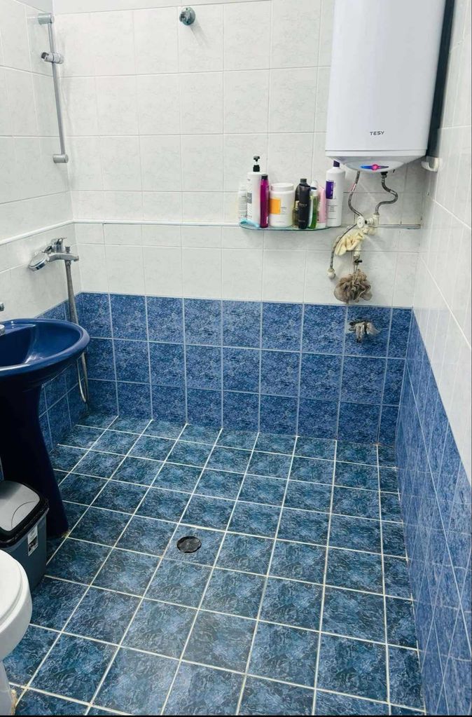 Продава се Тристаен апартамент в Пловдив, Кючук Париж - 72 кв.м за 1528 €/кв.м - Снимка #5