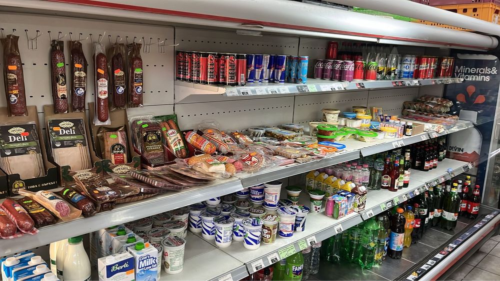 Витрина Наги 3,6м. вертикална отворена