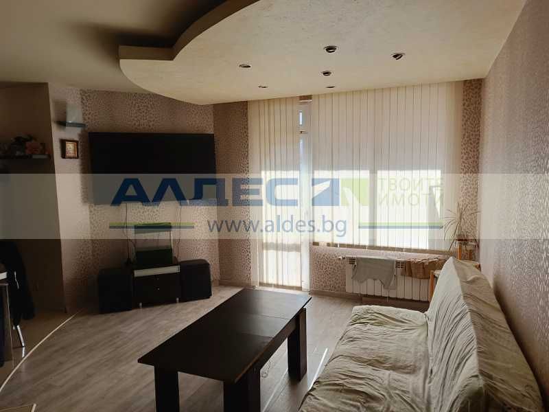 Продава се обзаведен, тухлен тристаен ап. в Младост 3!