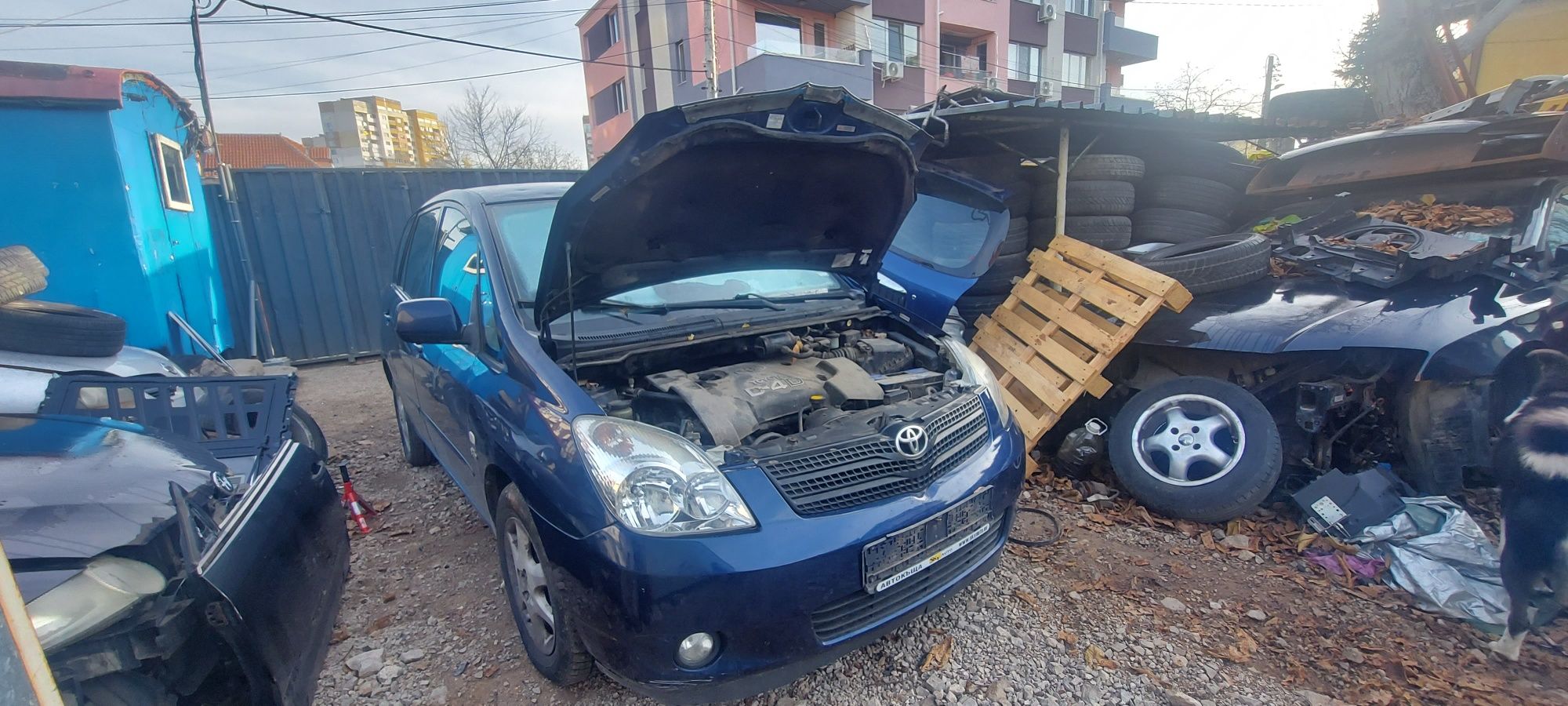 Toyota Corolla verso  D4D на части