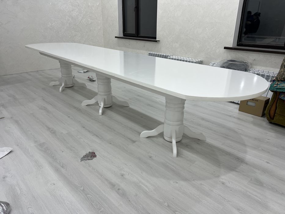 Стол и стулья комплект