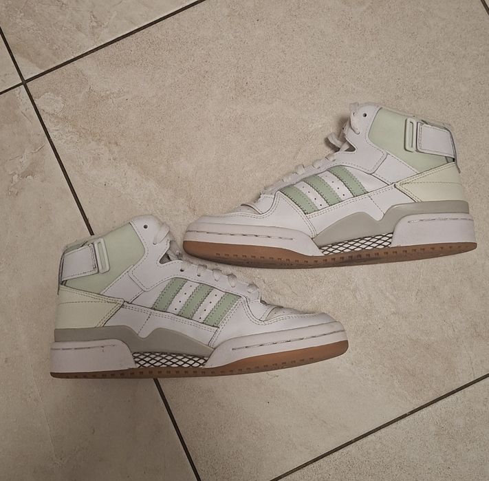 Adidas Forum mid