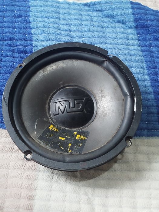 Динамик MTX в робочим состояние, активный