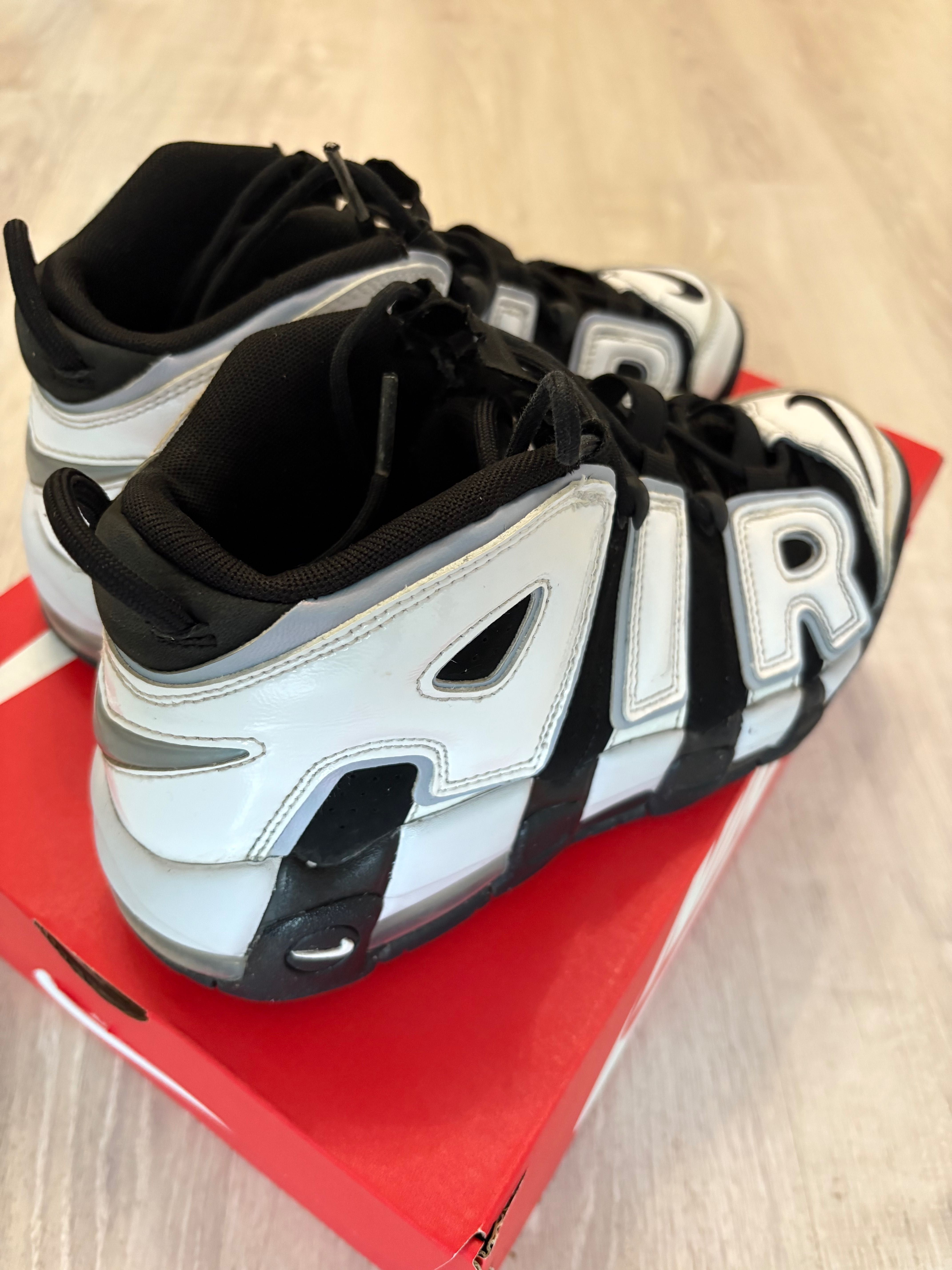 Маратонки Nike Air More UpTempo