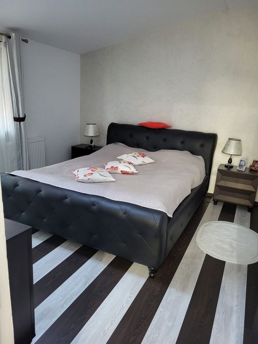 De vanzare casa zona Unirea- Odobesti