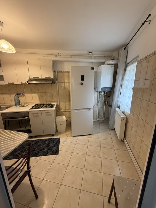 Apartament 2 camere de inchiriat