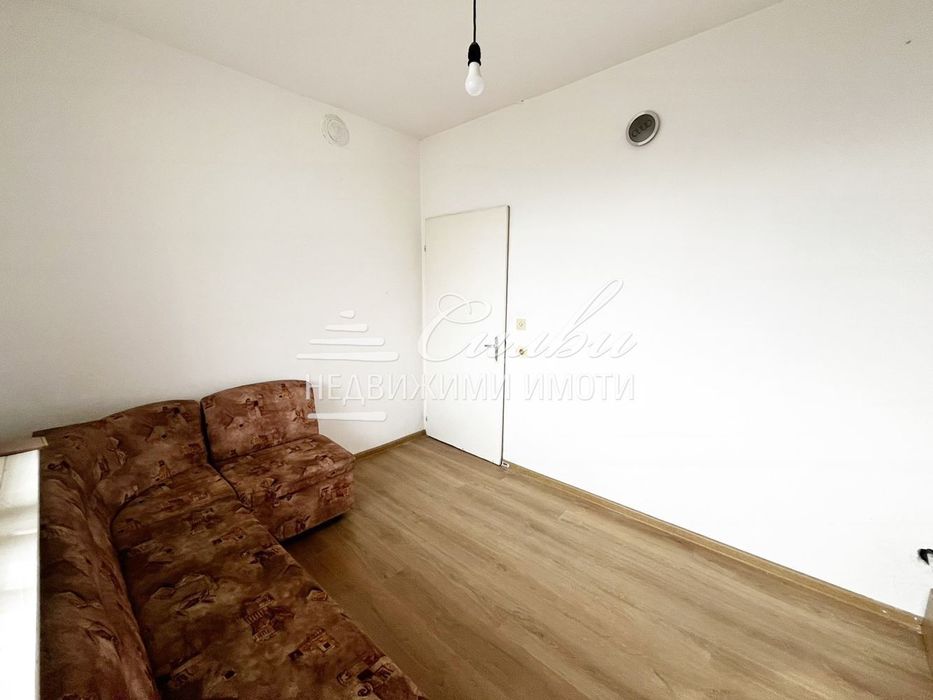 Едностаен РАЗШИРЕН апартамент - кв. Болницата!