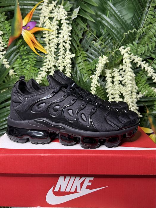 Nike Vapor Max Plus Black