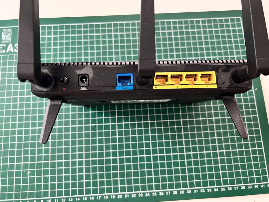 Router Synology RT1900AC Dual Wan Band 1000 Mbps