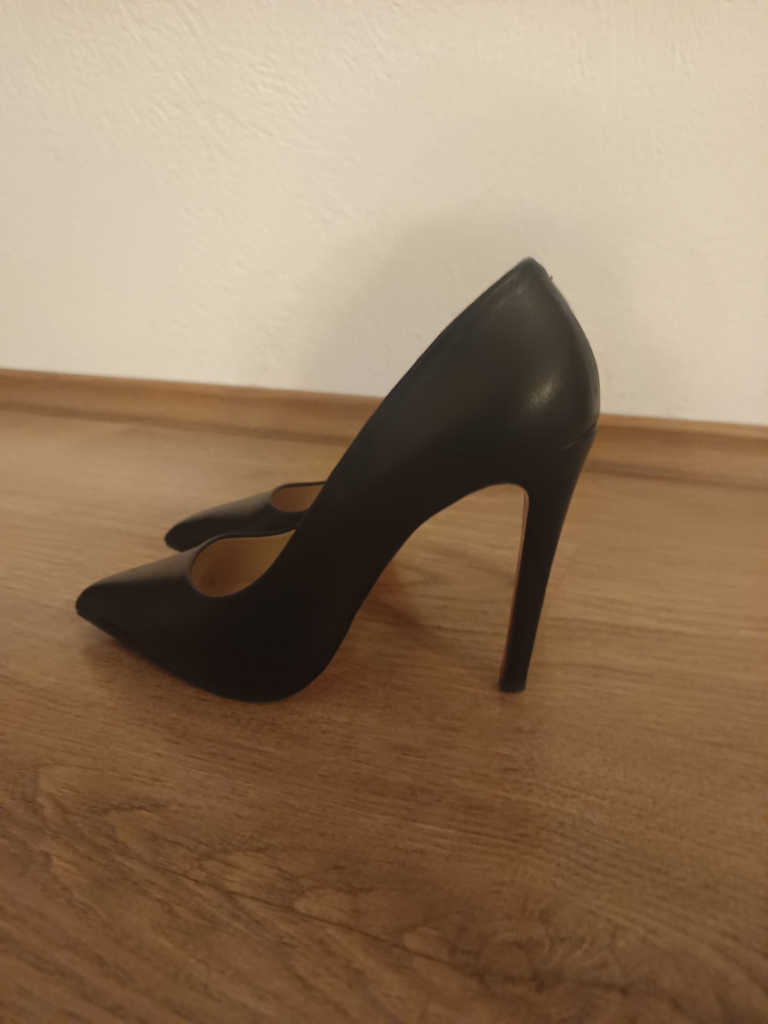 Дамски елегантни Stiletto обувки Бианки ( Bianki ) 38 - 38.5 номер