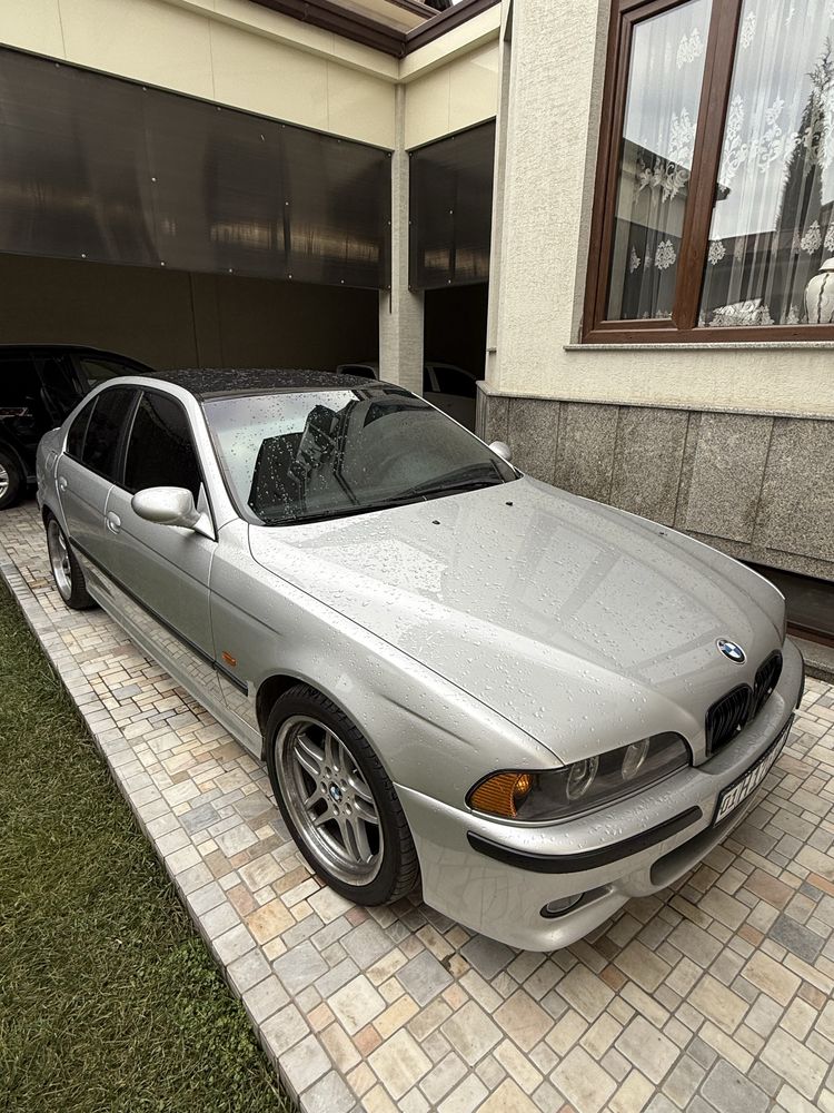 BMW e39 в отличном состояние