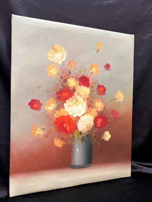 Pictura in ulei pe panza fixata pe șasiu realizat din lemn.