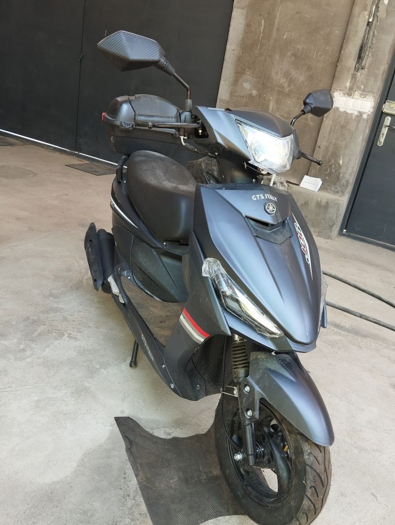 Skuter, moped ijaraga beriladi. Zalog bilan