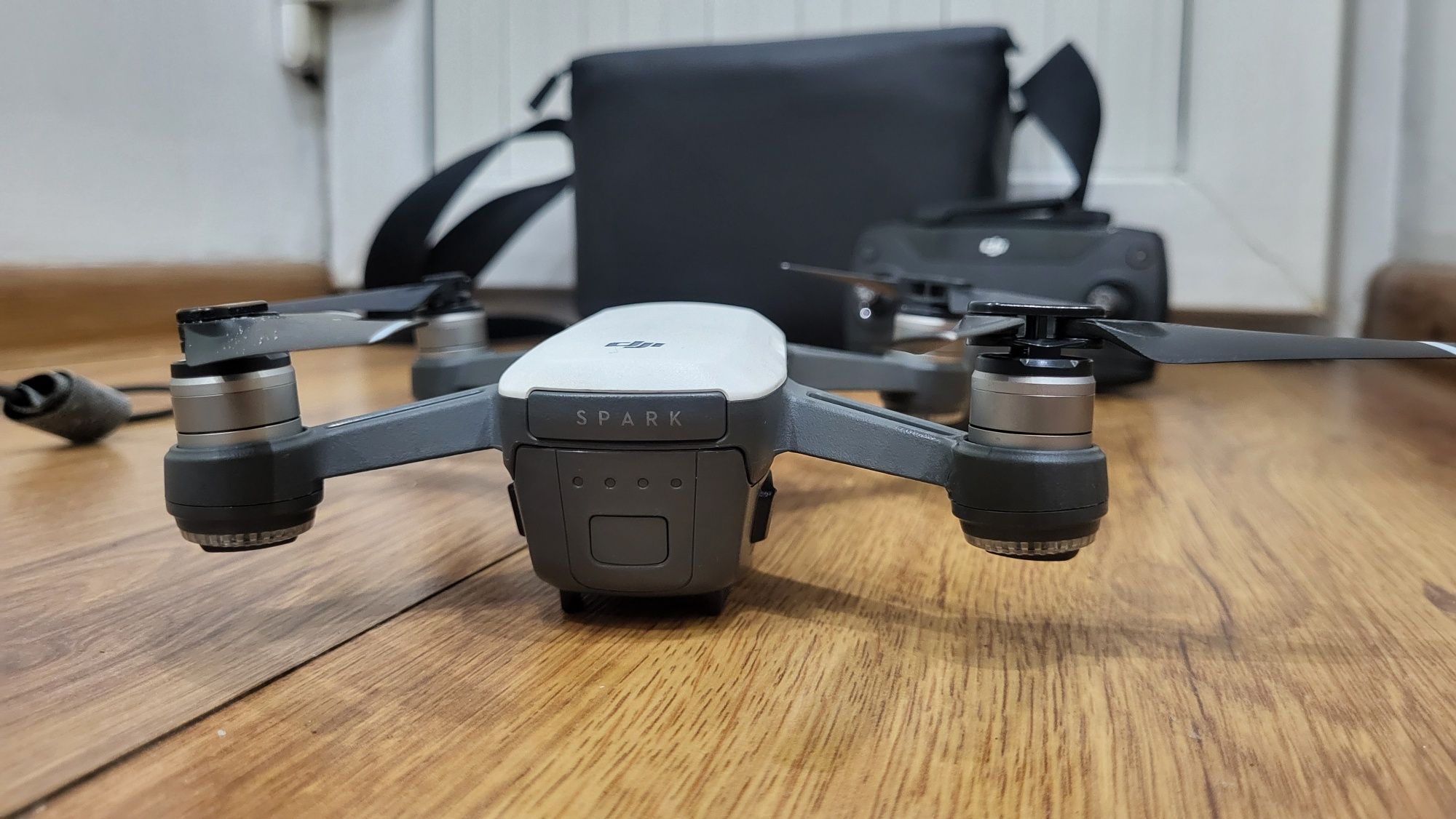 Dji spark дрон с камерой