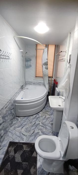 Срочно! Сдаётся 2 х ком квартира Рустам шурбо