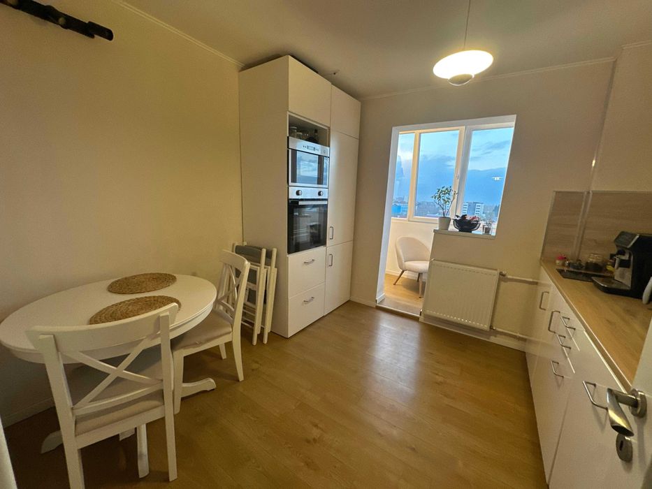 Apartament 2 camere decomandat - metrou Aparatorii Patriei