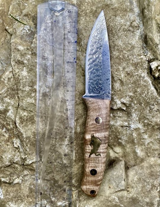 Cutit de vanatoare otel Damasc