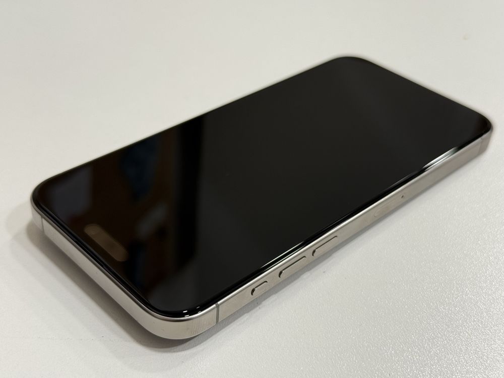 iPhone 15 pro max 256GB Natural Nitanium