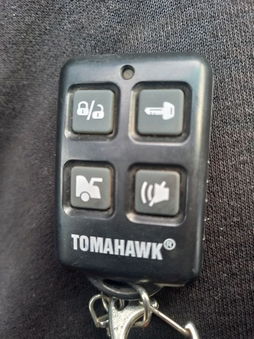 Пульт (брелки) на сигнализацию ключ от пассата б5