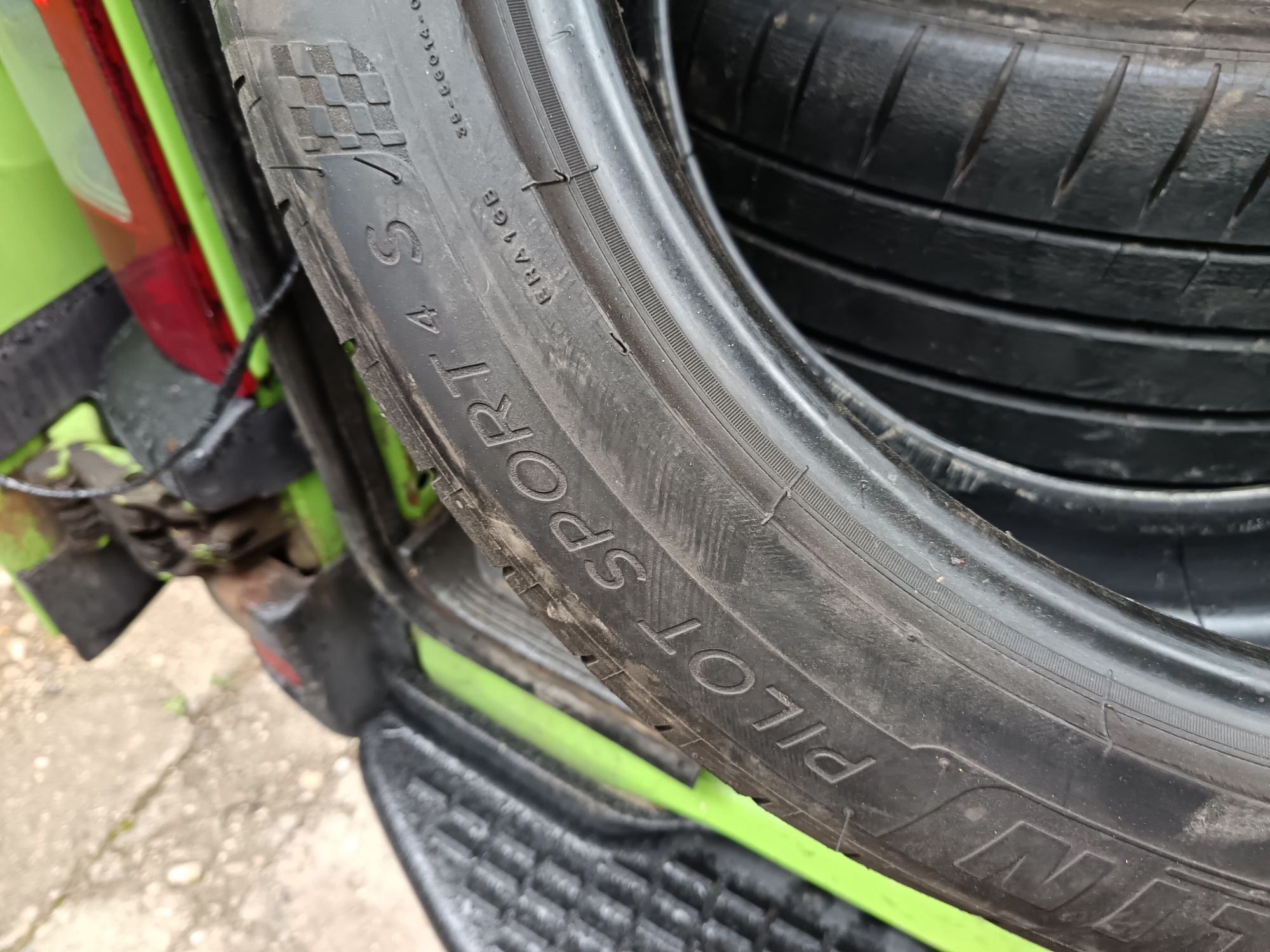 Anvelope vara 275 40 19 Michelin 2022 7mm