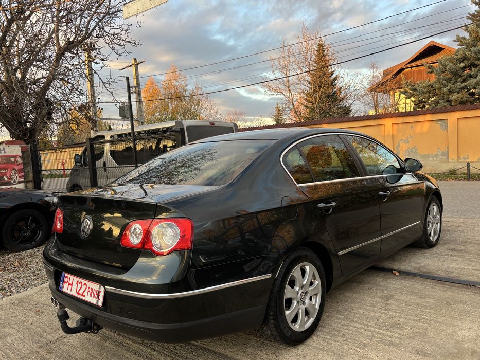 Passat 2.0TDI BMP 2008-11 navi padele RATE dynaudio trapa piele crem