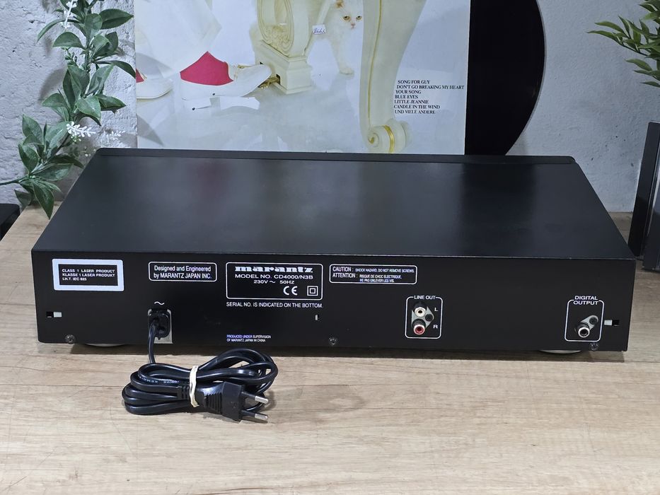 Cd player MARANTZ CD-4000, hifi audio,  black