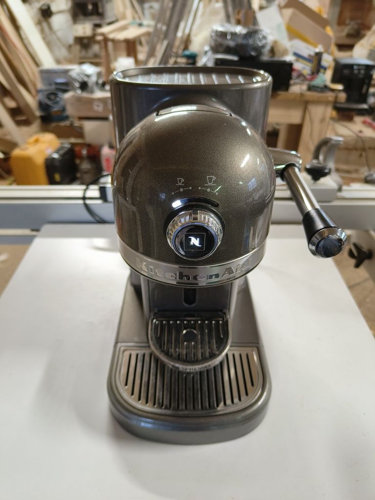 Кафемашина на капсули Nespresso KitchenAid Artisan