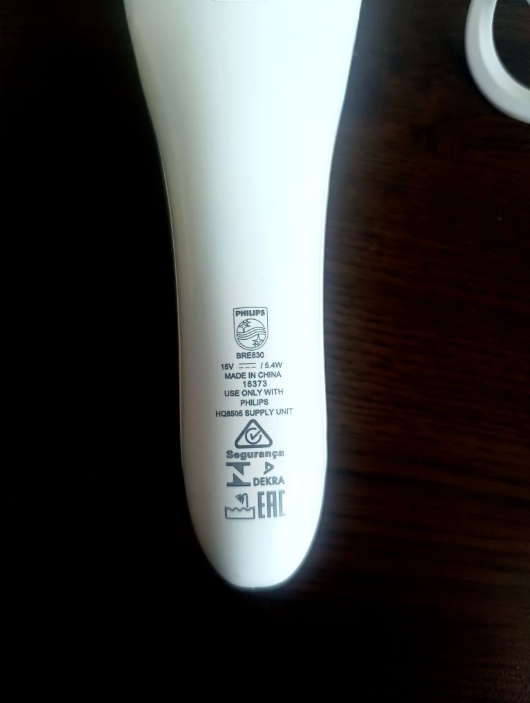 Безжичен Епилатор Philips BRE630