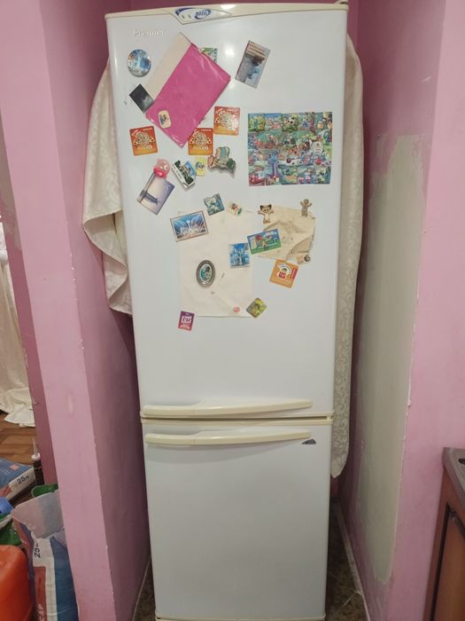 Продам холодильник на запчасти , цена 20000