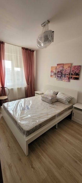 Garsoniera dubla de închiriat