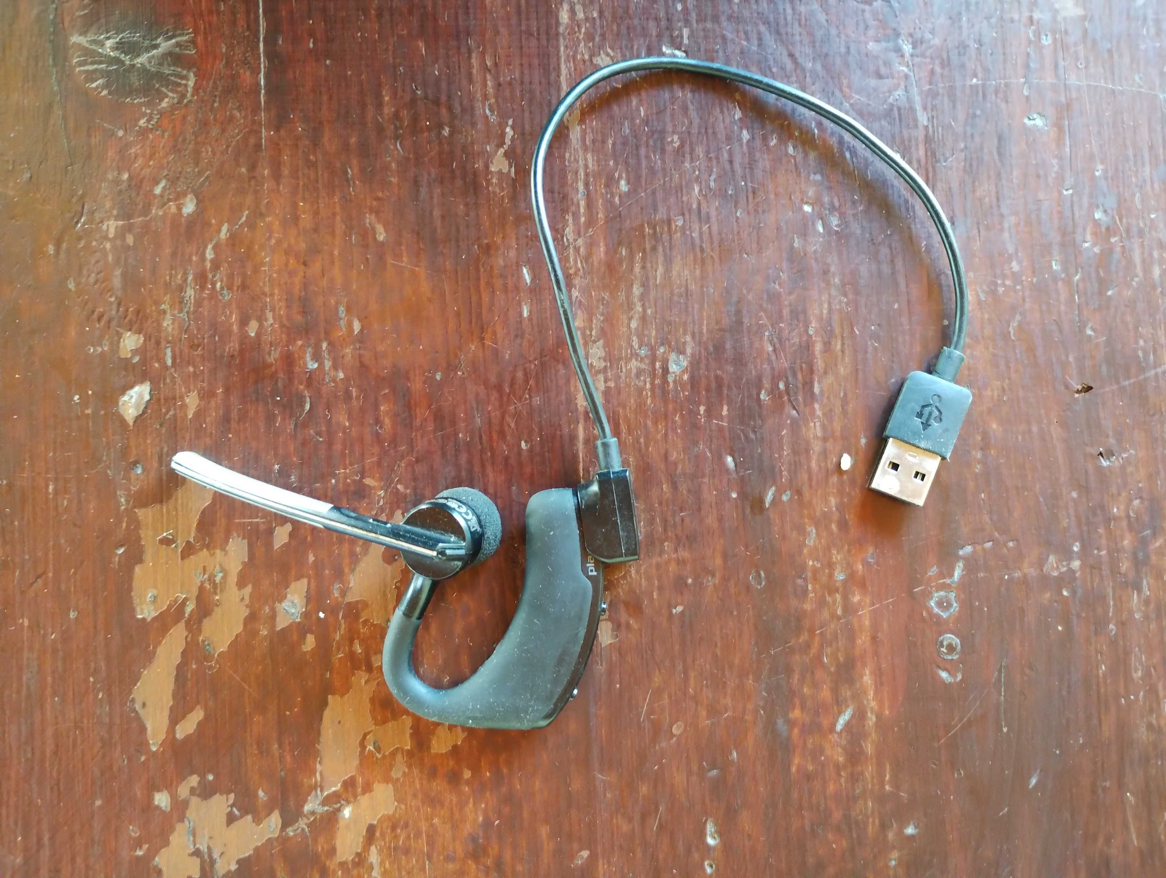 Хендсфри Plantronics