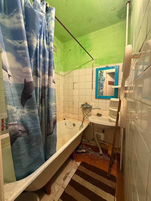 2 комн. р-н КСК (р-н. супермаркета Солнечного)