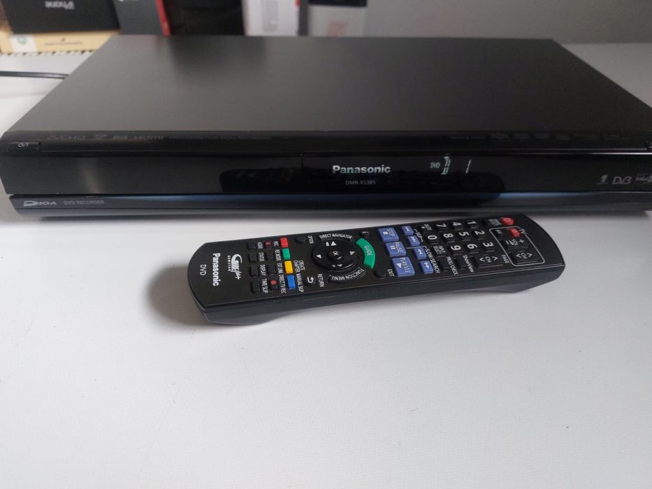 DVD recorder Panasonic DMR EX385 in stare perfecta de functionare