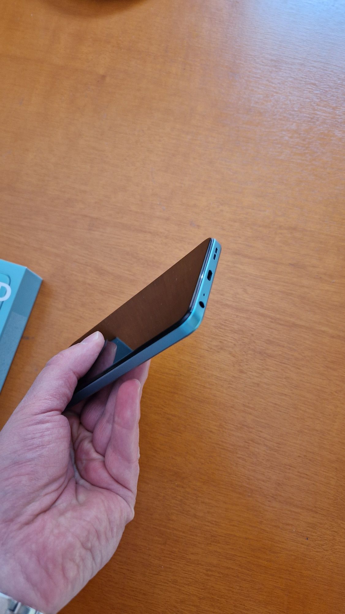 HMD Pulse Pro мобилен телефон