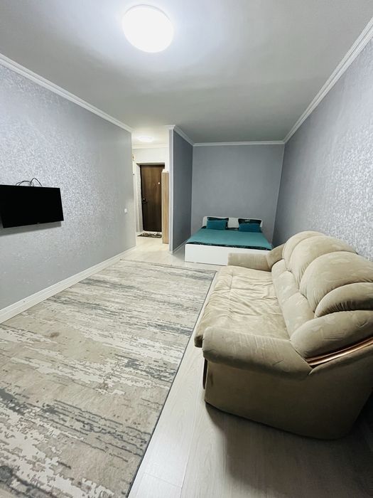 Сдается по суточно 1 ком кв район Встречи онкологии