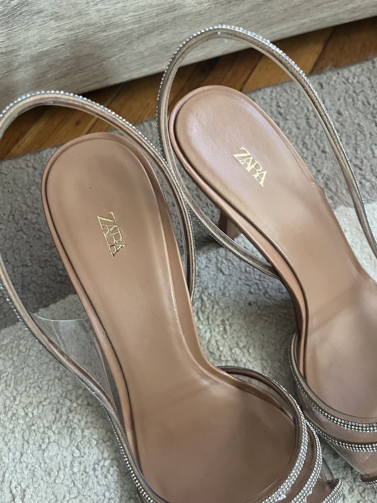 Зара елегантни обувки с камъчета на ток/ Zara shoes