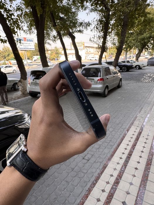 Iphone 13 sotiladi