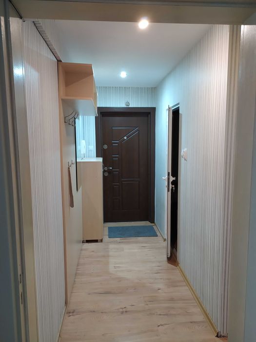 Дава се под наем Двустаен апартамент в Варна, Левски - 65 кв.м за 382.5 € - Снимка #3